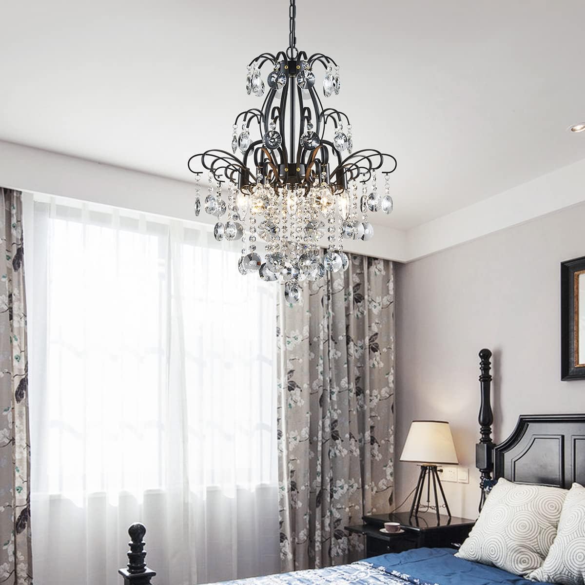 WUZUPS Crystal Chandelier 5-Light Pendant Ceiling Light Modern Lighting Fixture for Bedroom Hallway Bar Kitchen Bathroom, H 22.6'' x W 19.2'', E12 Base, Black