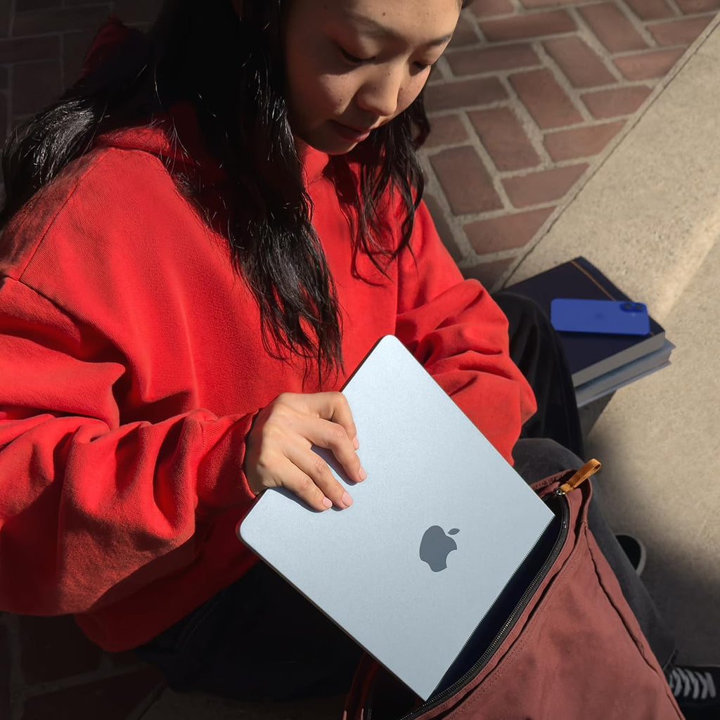 MacBook Air 13.6' with M4 Chip, Early 2025,
