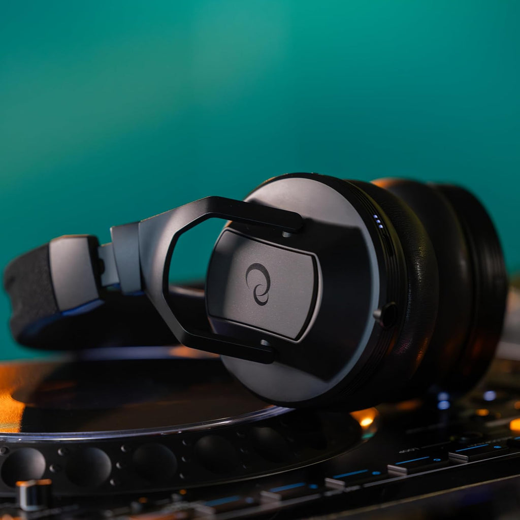 AlphaTheta HDJ-F10 Professional Wireless DJ Headphones