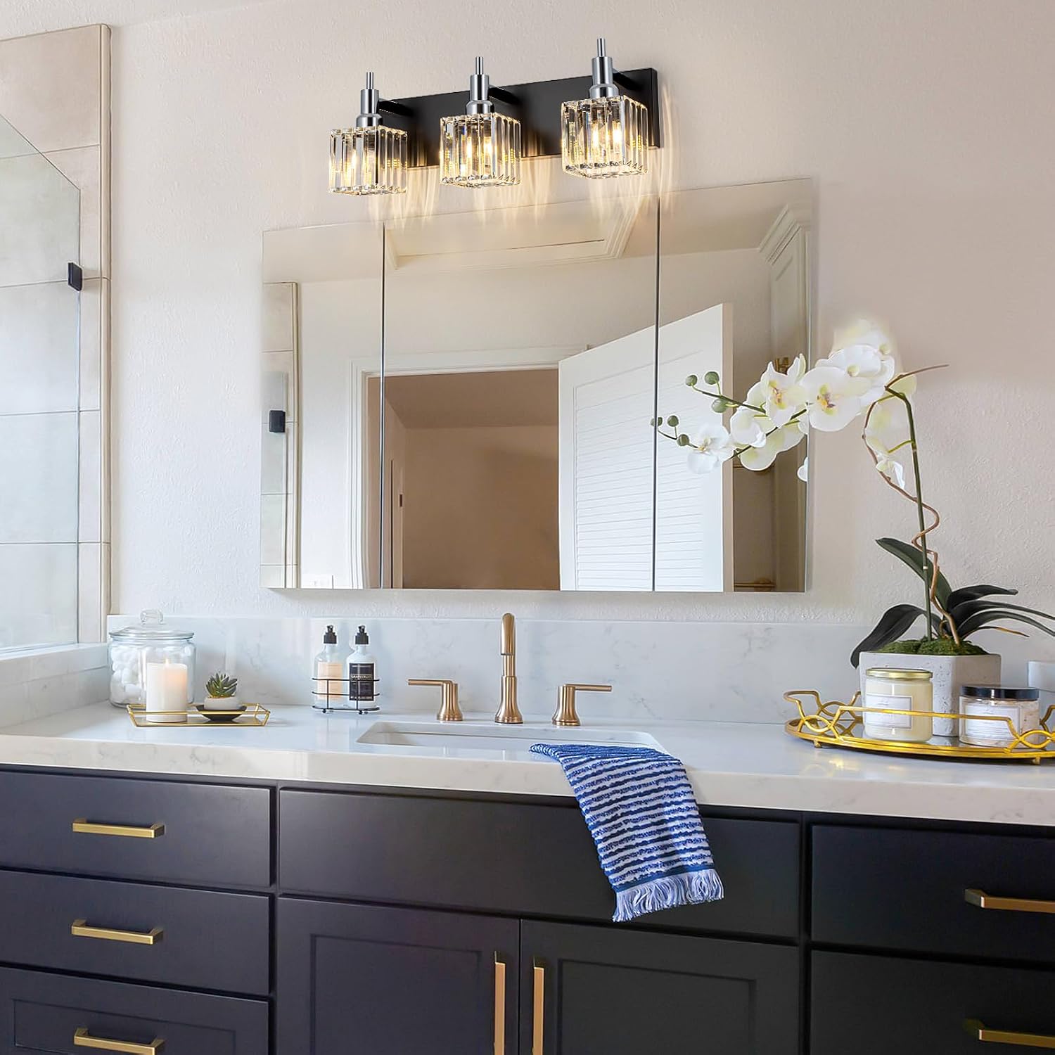 Chrome Bathroom Vanity Lights, Modern 3 Lights Crystal Bathroom Lighting Fixtures Over Mirror Black Chrome Wall Light with Square Shade