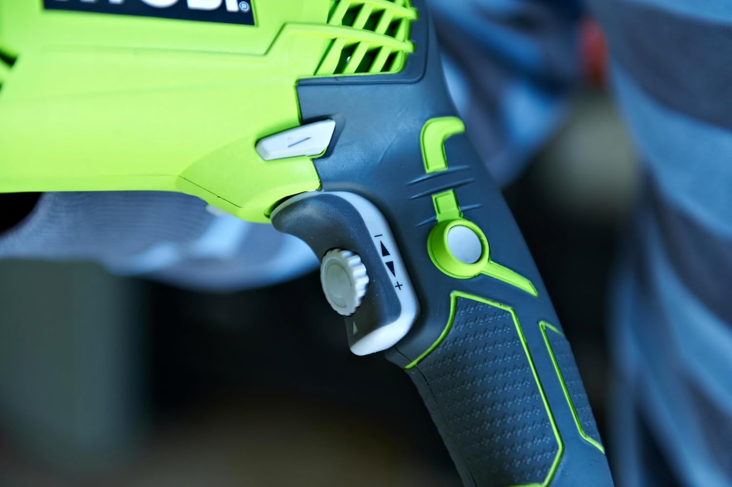 RYOBI - 220 V 1200 W - 2 Speeds - Rotary Inverter - Chuck 13 mm Self-Tightening - Depth Stop - LED - Auxiliary Handle with Storage Drill Bits - RPD1200-K