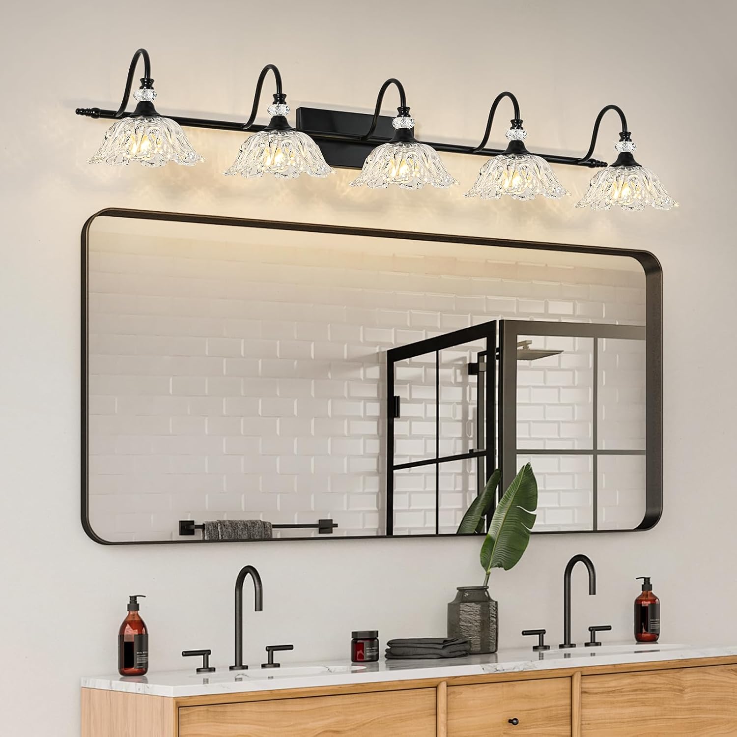 Black Bathroom Vanity Light, 5-Light Vanity Light with Crystal Glass Shades, Vintage Farmhouse Vanity Lighting for Bathroom and Dressing Table