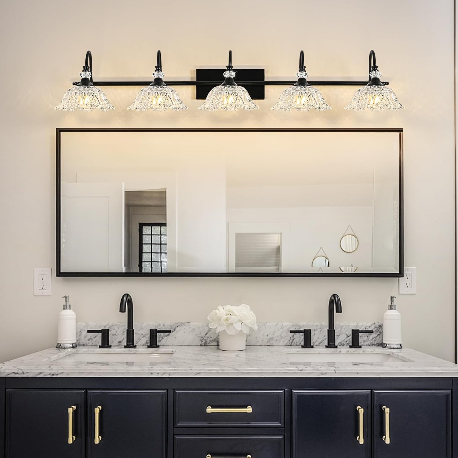 Black Bathroom Vanity Light, 5-Light Vanity Light with Crystal Glass Shades, Vintage Farmhouse Vanity Lighting for Bathroom and Dressing Table