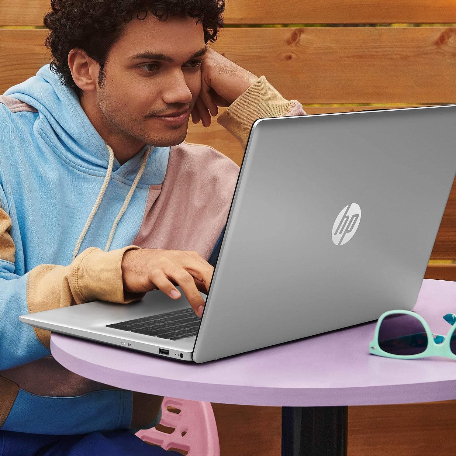 HP 17 Laptop (17.3' FHD, Intel 10-Core i7-1355U, 32GB RAM, 1TB SSD) for Business, Home, Students, Long Battery Life, Narrow Bezel, Numeric Keypad, Wi-Fi 6, Fast Charge, Webcam, Win 11 Home