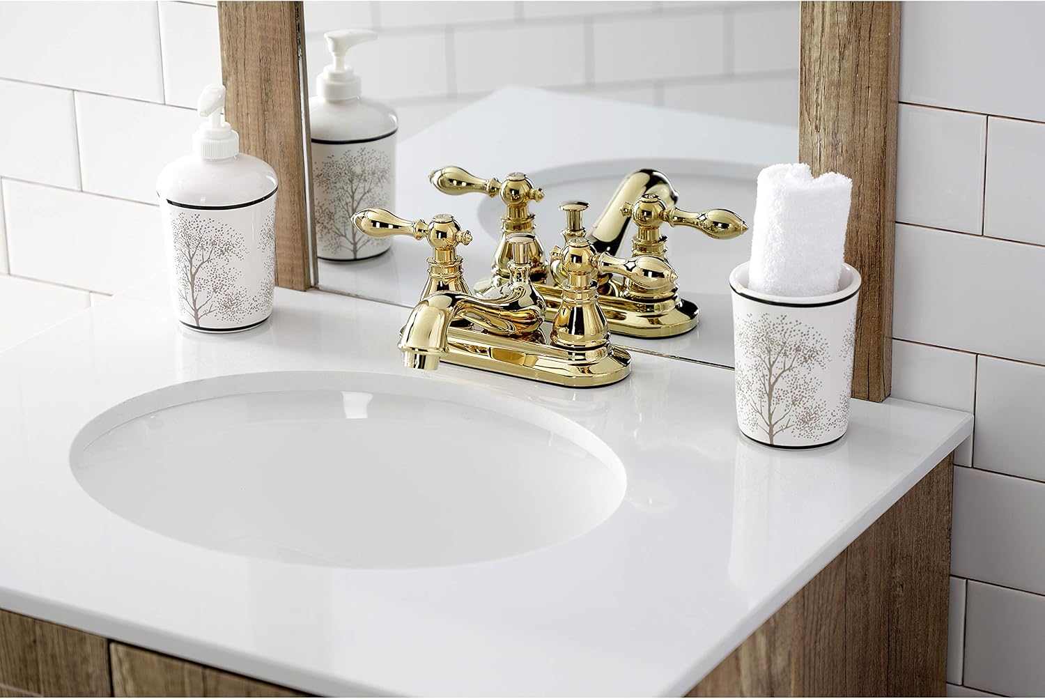Kingston Brass KB602ACL American Classic 4' Centerset Bathroom Faucet, Polished Brass