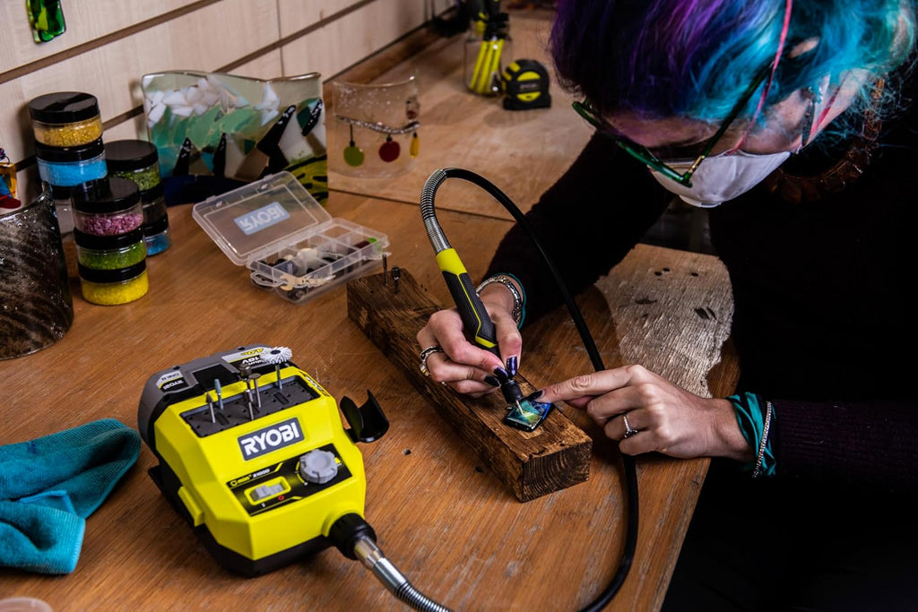 RYOBI ONE+ RRTS18-0A35 18V Cordless Mini Tool – 35 Accessories Included, Variable Speed up to 35000 rpm, Ideal for DIY, Modelling, Engraving