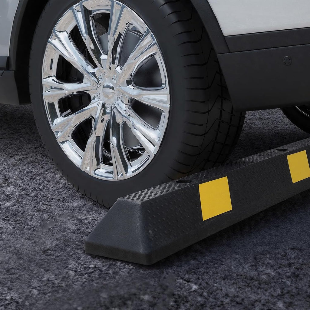 VEVOR Parking Stopper, 72 Inch 2 Pcs Heavy Duty Parking Aid for Garage, Rubber Curb Garage Floor Stopper with Reflective Strips, Aid Gadgets for Cars Vans Trucks Tire Wheel Guide Block Stops Bumpers