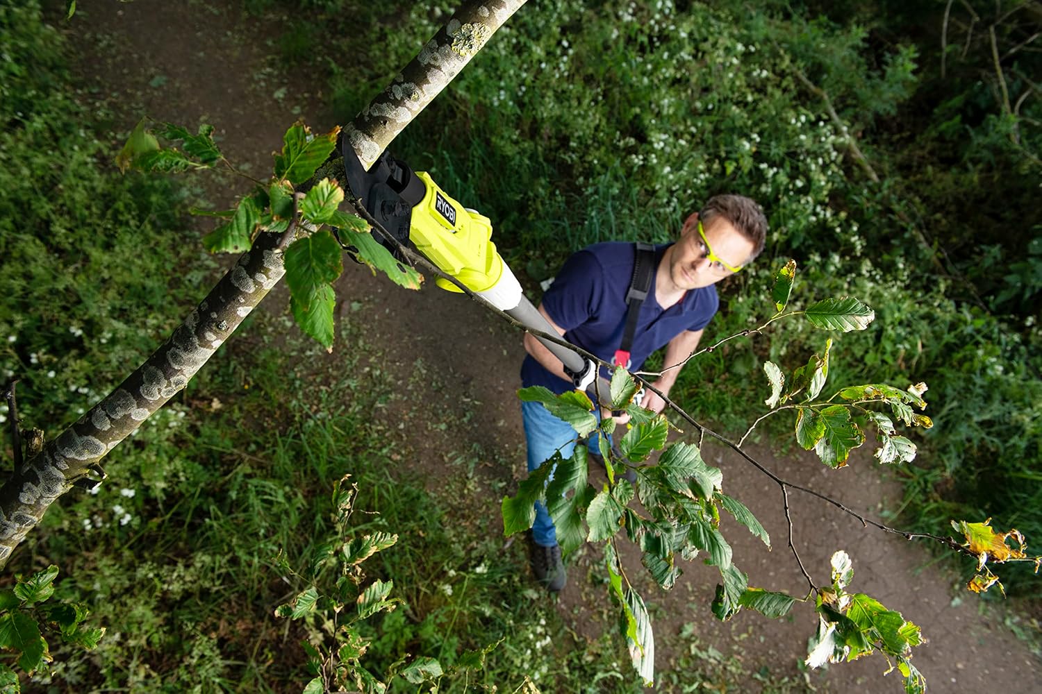 Ryobi RY18PLA-0 Battery Pruner 18V ONE+ 1.9-2.7meters 250Nmeters 32millimetres (Body Only)