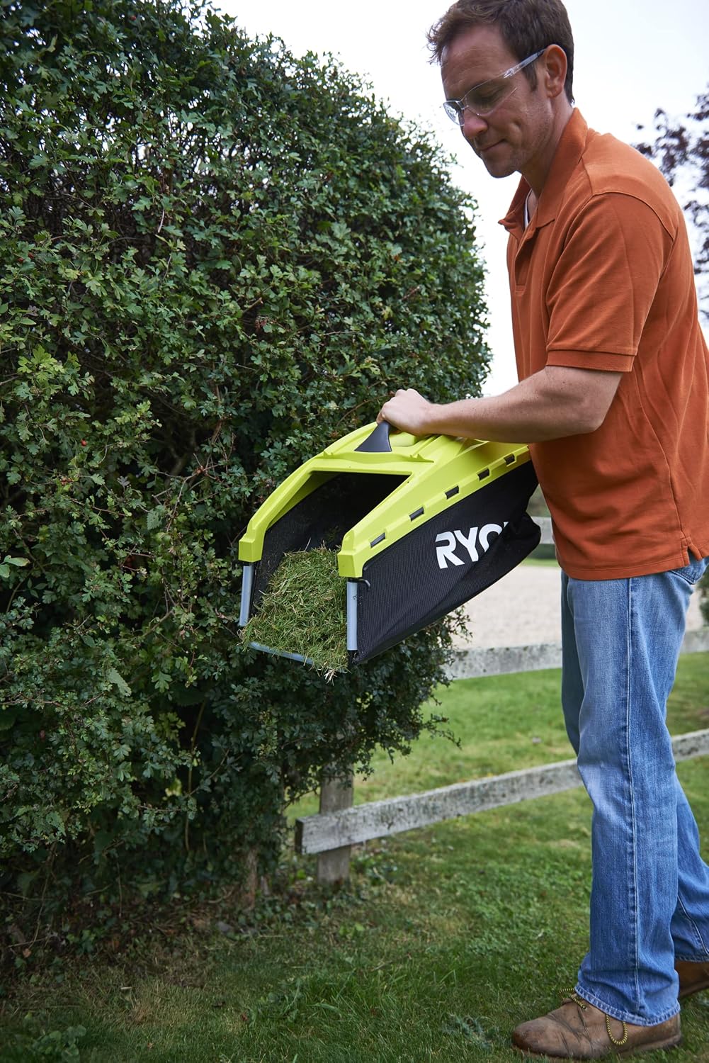 Ryobi 5133002345 RLM15E36H 1500W Electric Lawnmower 36cm Cutting Width, 1500 W