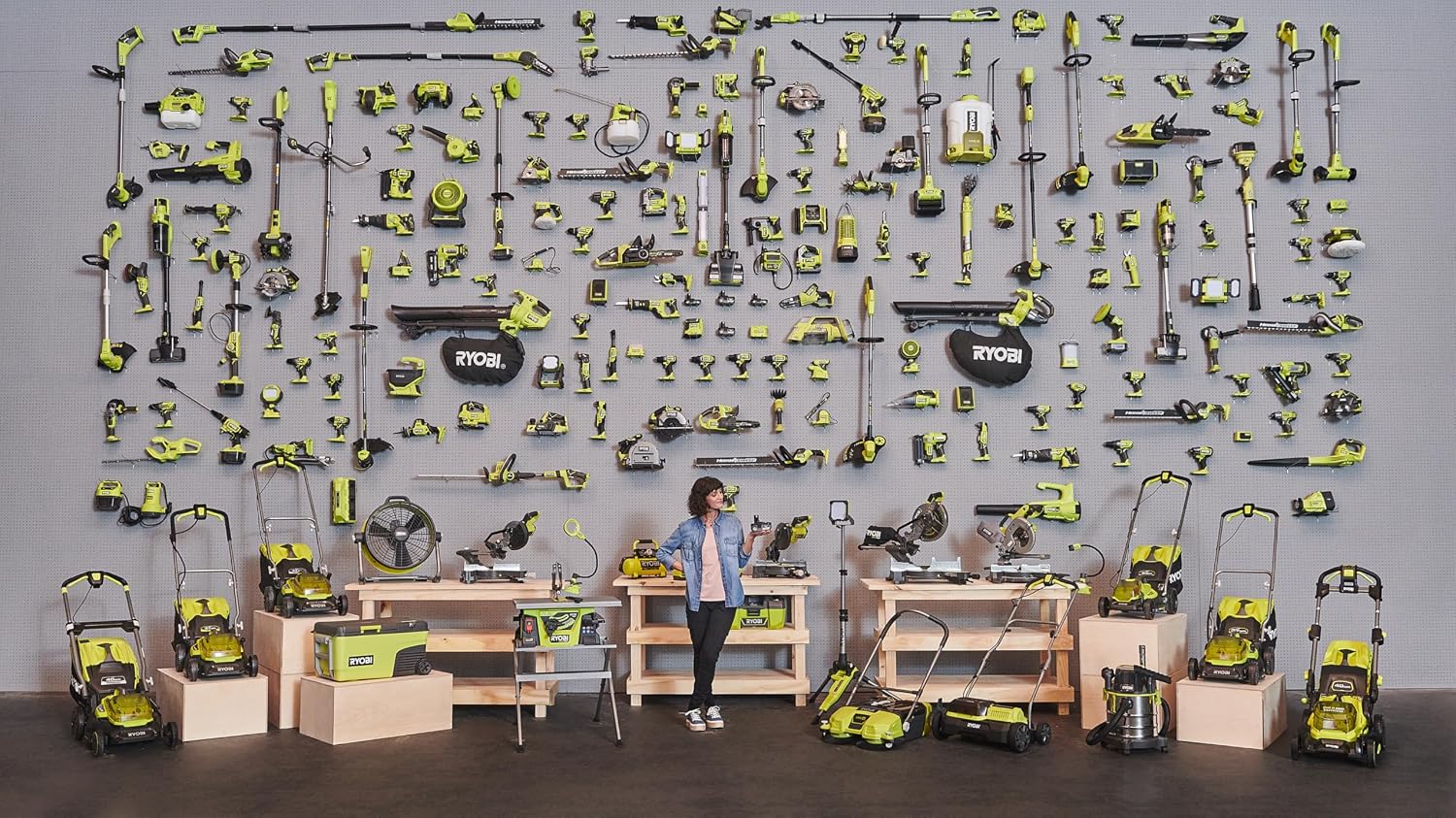 RYOBI 18V ONE+ OLM1833B Cordless Lawnmower - 33cm Cutting Width, Without Battery & Charger, Compact for Small Lawns